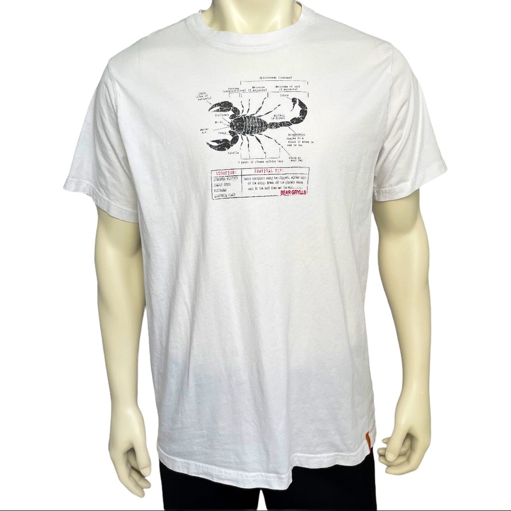 Bear Grylls White Scorpio Print Tee Shirt Size XXL
